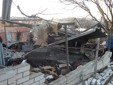 В Чернигове в результате взрыва в гараже погибли два человека