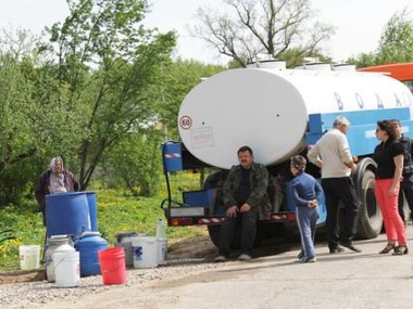 Глава профсоюза горняков Волынец: Боевики дают луганчанам по талонам пять литров воды на 10 дней