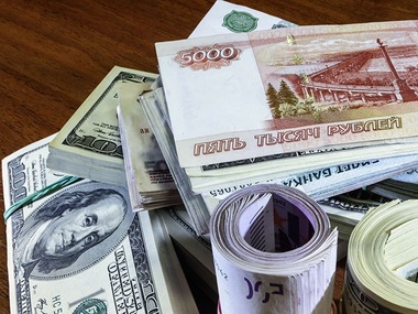 Немцов: Сегодня я решил конвертировать свои сбережения в доллары