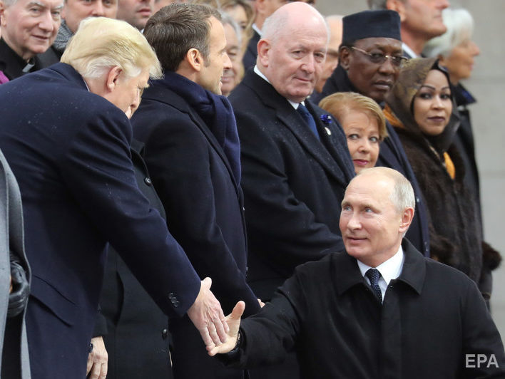 ﻿Путін прибув на урочисту церемонію в Парижі останнім з іноземних гостей