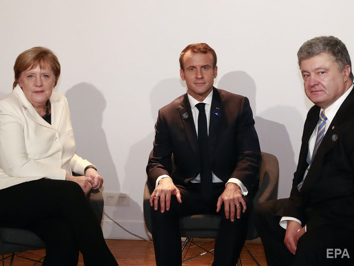 ﻿Порошенко, Меркель і Макрон обговорили у Парижі "вибори" на окупованій частині Донбасу