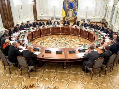 Порошенко: Украина готова назначить новую дату местных выборов на Донбассе