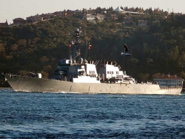 В Черное море вернулся эсминец США