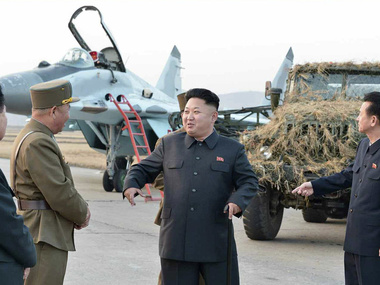 Ким Чен Ын появился на публике без трости