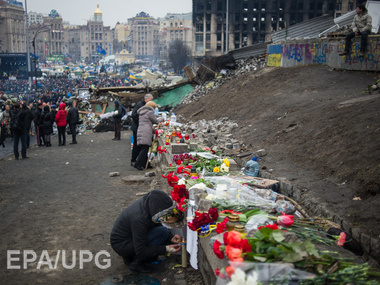Нацсовет по телевидению просит каналы откорректировать программы в день годовщины Майдана