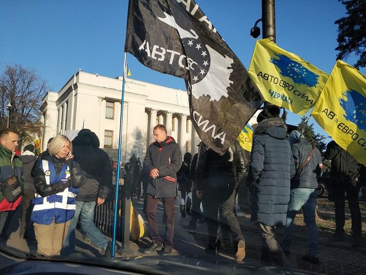 ﻿Легалізація авто на єврономерах. "Авто Євро Сила" перенесла всеукраїнську акцію протесту на 20 листопада