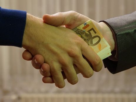 ﻿Конфлікт на Донбасі і корупція у владі. Українці назвали головні проблеми країни – опитування