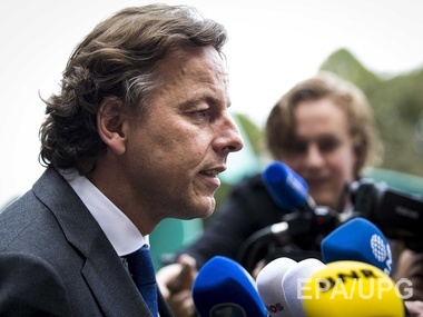 Глава МИД Нидерландов Кундерс: Тела девяти погибших на Boeing MH17 до сих пор не опознаны