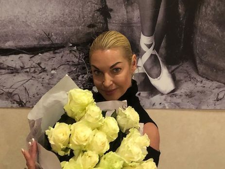 Волочкова примерила хиджаб