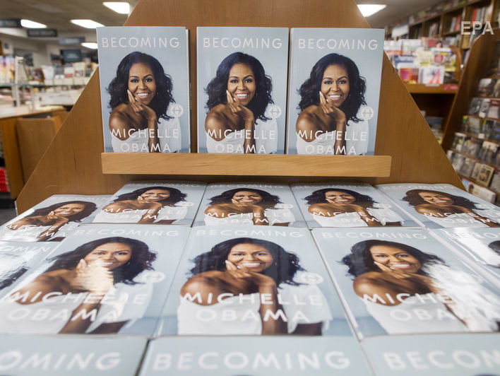 Діти з пробірки і ставлення до Трампа: ﻿Мішель Обама випустила книгу мемуарів