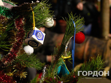Главную елку Украины откроют 19 декабря на Софийской площади в Киеве