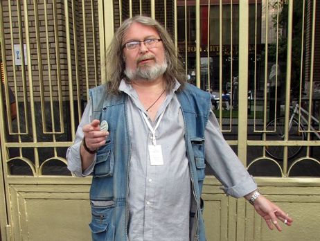 Между российскими поэтами Ждановым и Куллэ произошла драка. Жданов госпитализирован с ножевыми ранениями