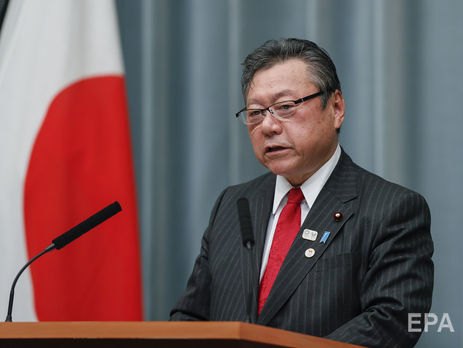 ﻿У Японії міністр, який відповідає за кібербезпеку, зізнався, що ніколи не користувався комп'ютером