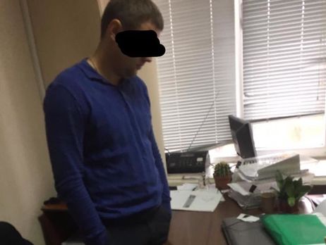 Руководитель архитектурно-строительной инспекции Херсонской области задержан при получении взятки – Луценко