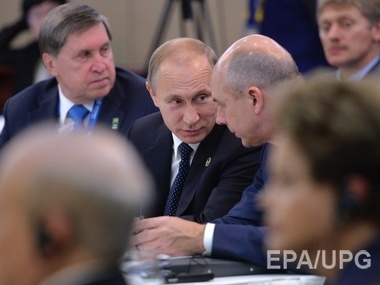Владимир Путин: Они хотят завалить наши банки? Но тогда они завалят Украину
