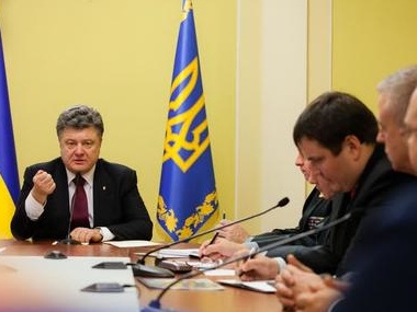 Порошенко выступил за создание сети волонтеров при СБУ, МВД и Госпогранслужбе