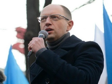 Яценюк: Оппозиция собирает голоса, чтобы ускорить президентские выборы