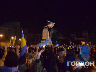 Суд отказался приостановить распоряжение главы Харьковской ОГА о демонтаже памятника Ленину