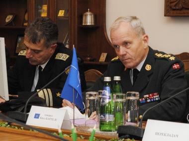 Генерал Кнуд Бартелс возглавил делегацию НАТО