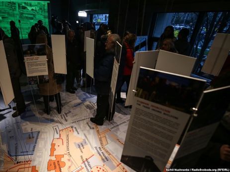 ﻿У Будинку профспілок відкрили частину Музею Майдану. Фоторепортаж