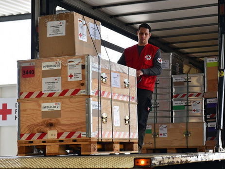 ﻿Червоний Хрест передав на окуповані території Донбасу 239 тонн гуманітарного вантажу