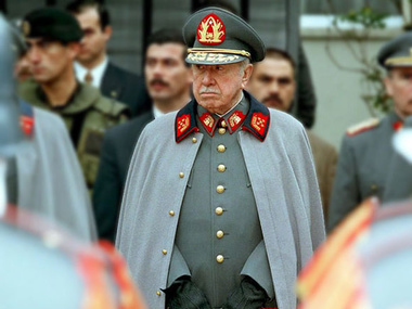 В Чили арестовали генералов, которые во времена диктатуры Пиночета пытали отца президента