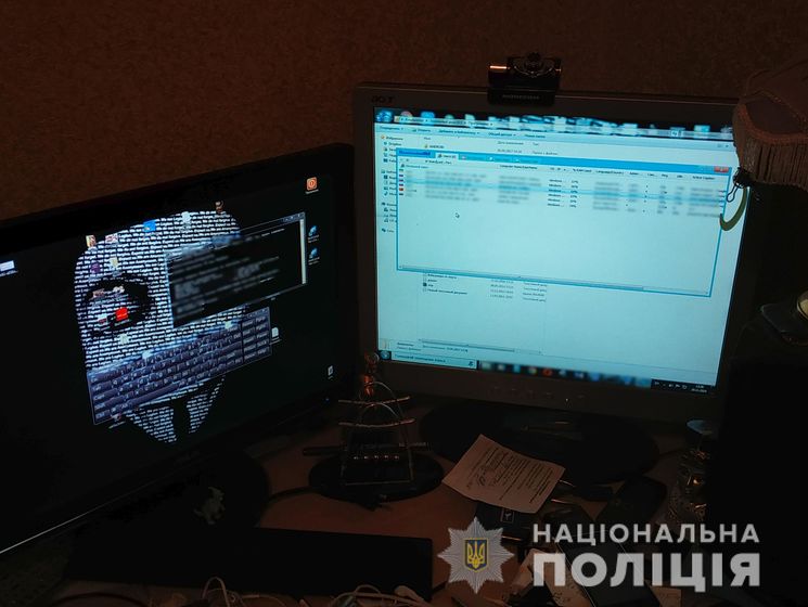﻿Українська кіберполіція заявила про викриття хакера, який заразив вірусом тисячі комп'ютерів у понад 50 країнах