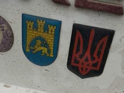 В Польше открыли дело за трезубец на авто украинца