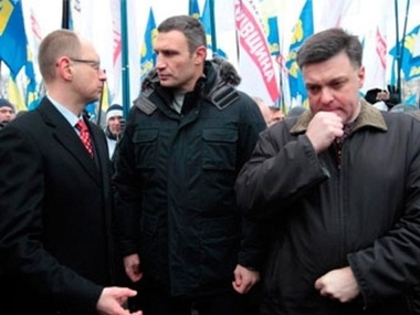 Лидеры оппозиции: Избиение Луценко – это покушение на убийство