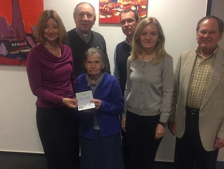 Высланная в 16 лет в Германию украинка получила свой первый паспорт в 93 года