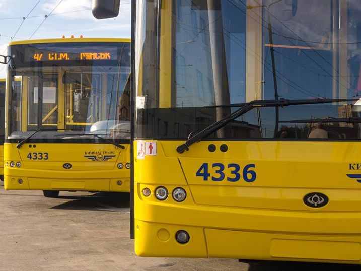 ﻿У Києві через мітинг перекривали рух тролейбусів за п'ятьма маршрутами