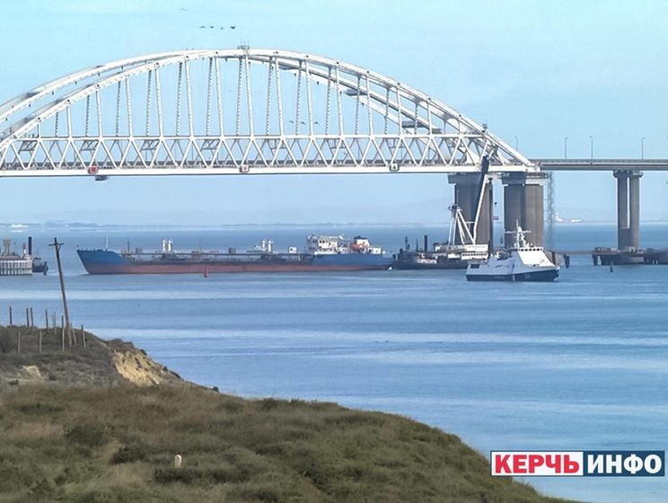 ﻿Російські бойові вертольоти брали під приціл українські кораблі, які прямують до Маріуполя – ВМС України