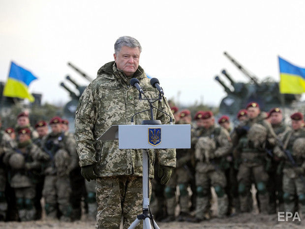 В связи с событиями в Керченском проливе Порошенко созвал заседание военного кабинета