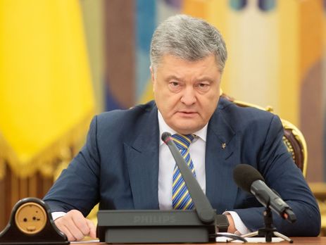 ﻿Порошенко заявив, що запропонує Раді ввести воєнний стан на 30 днів, щоб він не вплинув на вибори президента