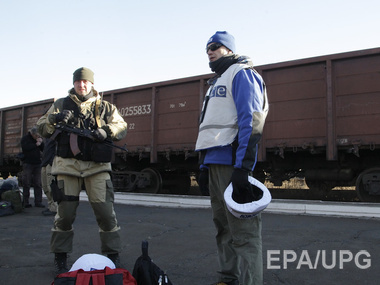 ОБСЕ не увидела ввода в Украину российских танков, но отмечает пересечение границы людьми в военной форме