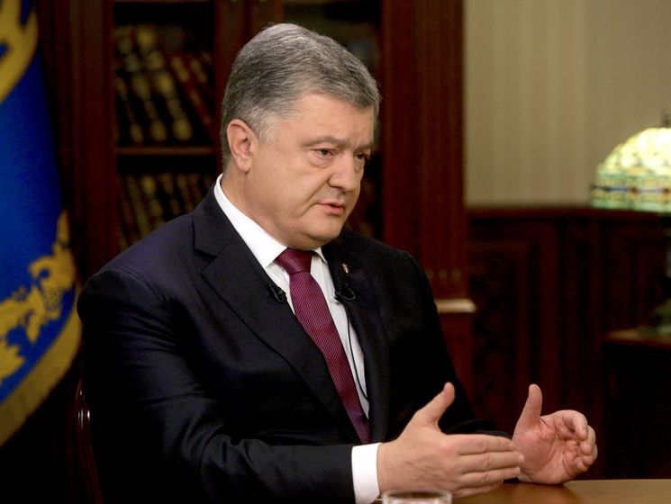"Пожалуйста, убирайтесь из Украины". Порошенко обратился к Трампу с просьбой передать послание Путину