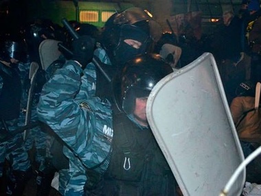 Активисты: После силового разгона Майдана 30 ноября исчез один человек, а не три