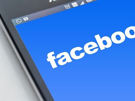 Facebook удаляет посты украинцев о российской агрессии