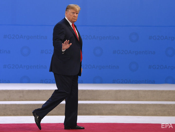 Під час фотографування на саміті G20 Трамп не привітався з Путіним