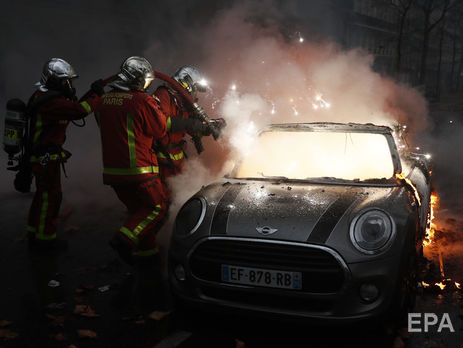 Макрон заявил, что организаторы беспорядков во Франции будут идентифицированы и предстанут перед судом