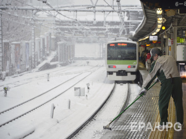 На Японию обрушился снегопад, четыре человека погибли