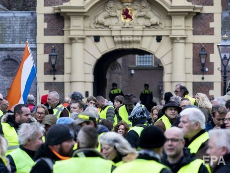 ﻿У Нідерландах підтримали французьку акцію проти зростання цін на пальне