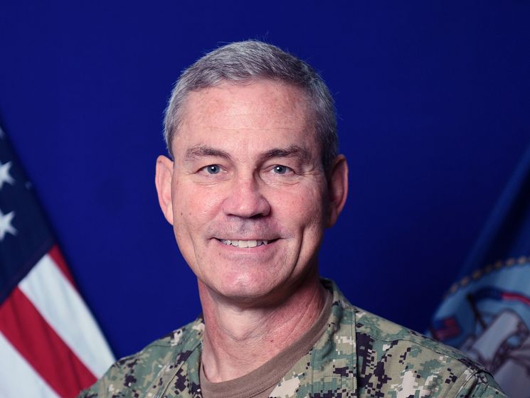 В Бахрейне нашли мертвым командующего Пятым флотом военно-морских сил США