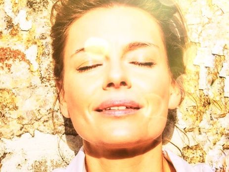 Толкалина показала тело в прозрачном белье