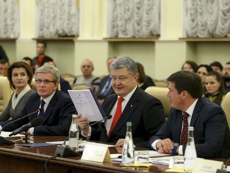 В Украине проживает более 2,6 млн людей с инвалидностью – Порошенко