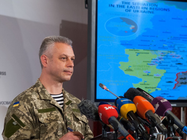 СНБО опроверг заявления боевиков об отводе тяжелой артиллерии
