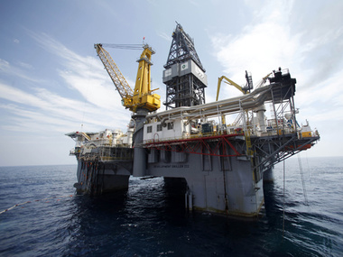 Le Huffington Post: Низкие цены на нефть выгодны Китаю, в числе проигравших &ndash; Россия и Бразилия