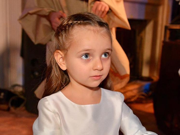 ﻿Молодша дочка Пєскова станцювала із сином Жасмін на дні народження дочки Кіркорова