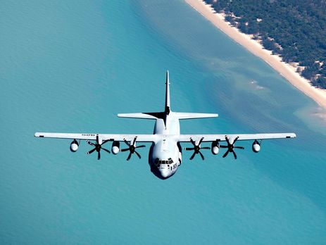 На месте падения американских самолетов возле Японии нашли одного человека