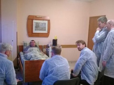 Послы стран ЕС и США посетили Луценко в больнице